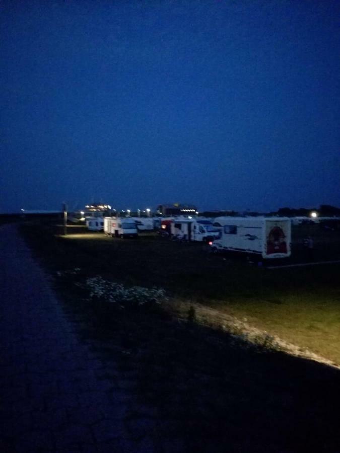 FeWo Schwarz Dornumersiel Exterior foto